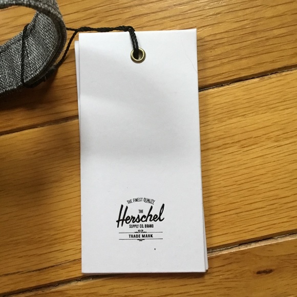 Herschel Draft Kings Raven Crosshatch Travel Bag - Picture 4 of 12